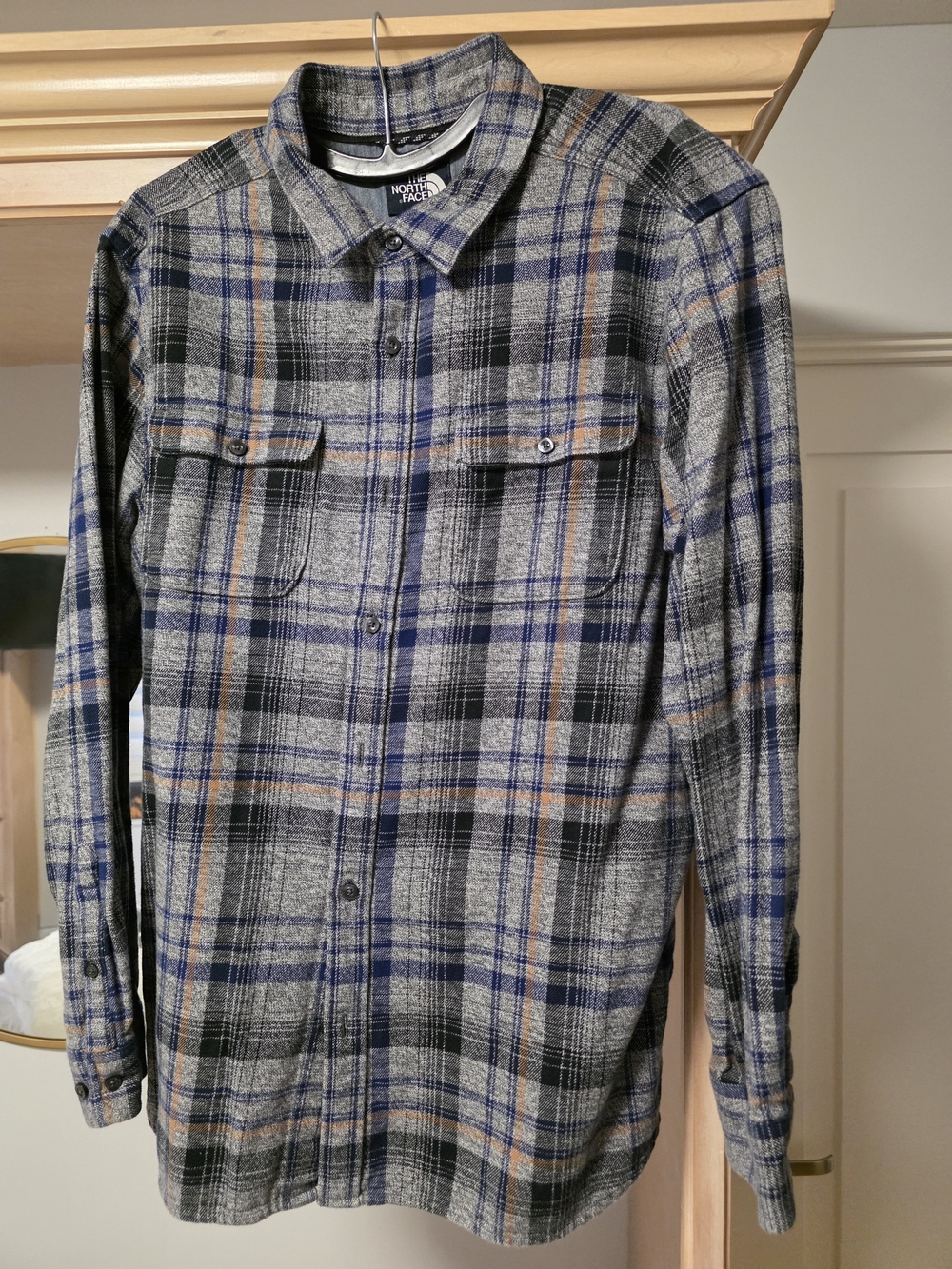 The North Face Men’s Gray Plaid Flannel Shirt Jacket
